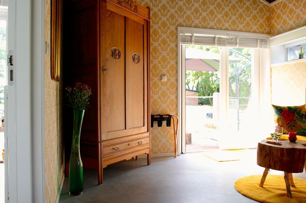 Hemeltjelief Bij Caro Bed and Breakfast Ezinge Εξωτερικό φωτογραφία